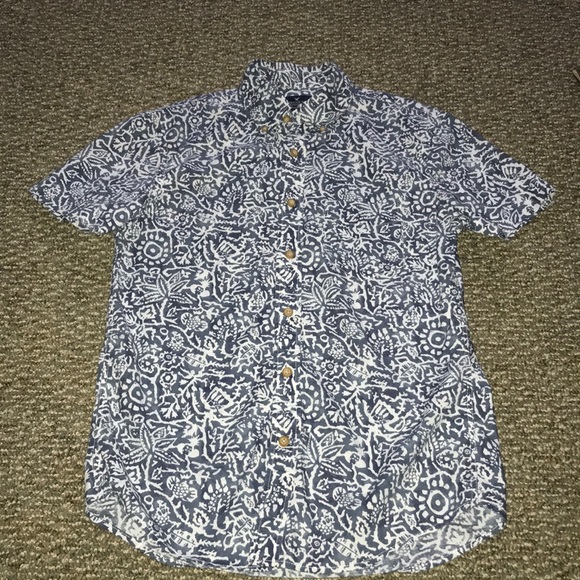 American Eagle Outfitters Other - Button Down Shirt